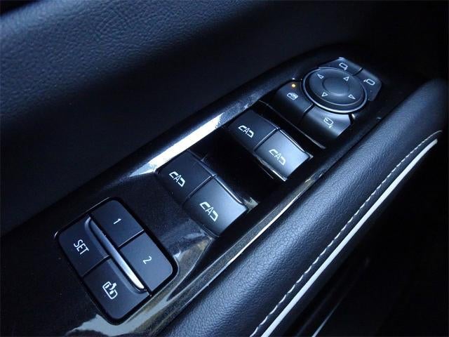 2024 Cadillac Escalade ESV 4WD Premium Luxury