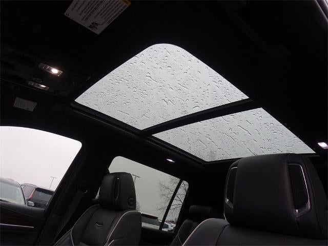 2022 Cadillac Escalade ESV Premium Luxury