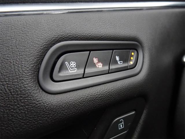 2022 Cadillac Escalade ESV Premium Luxury