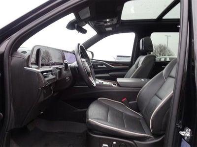 2022 Cadillac Escalade ESV Premium Luxury