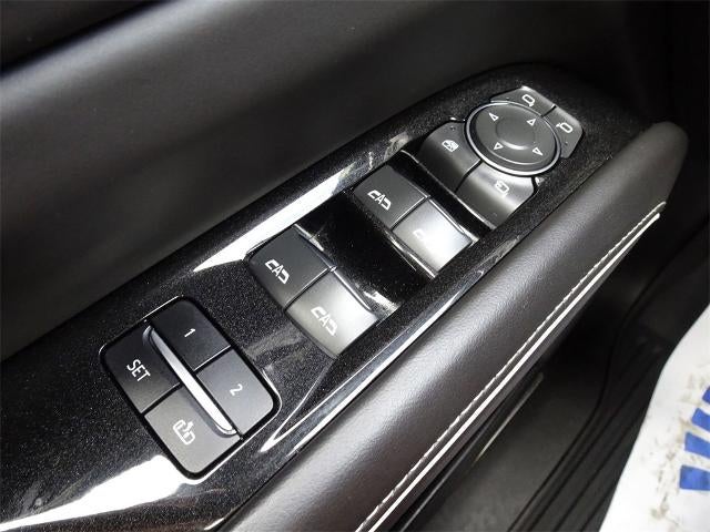 2022 Cadillac Escalade ESV Premium Luxury Platinum