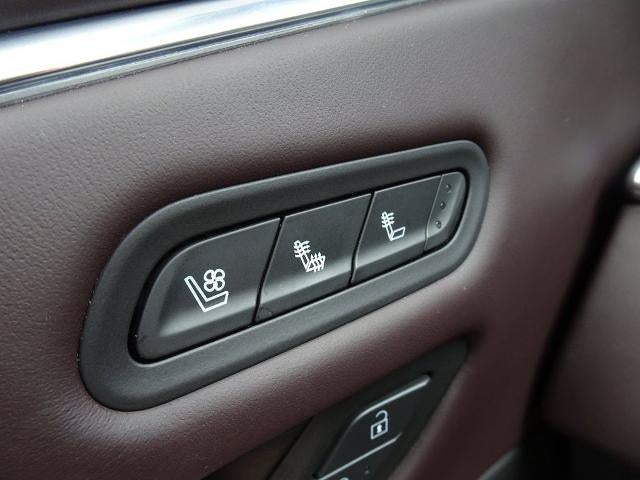 2023 Cadillac Escalade ESV 4WD Sport Platinum