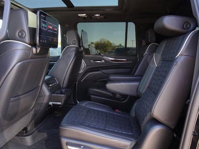 2023 Cadillac Escalade ESV 4WD Sport Platinum