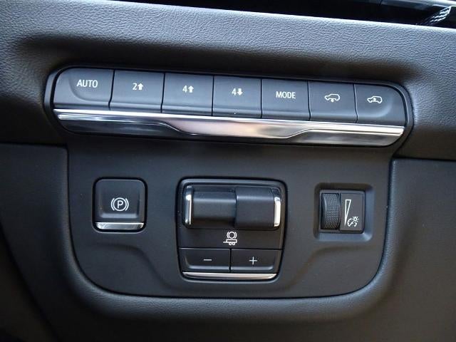 2025 Cadillac Escalade 4WD Sport
