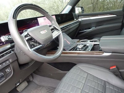 2025 Cadillac Escalade 4WD Sport Platinum