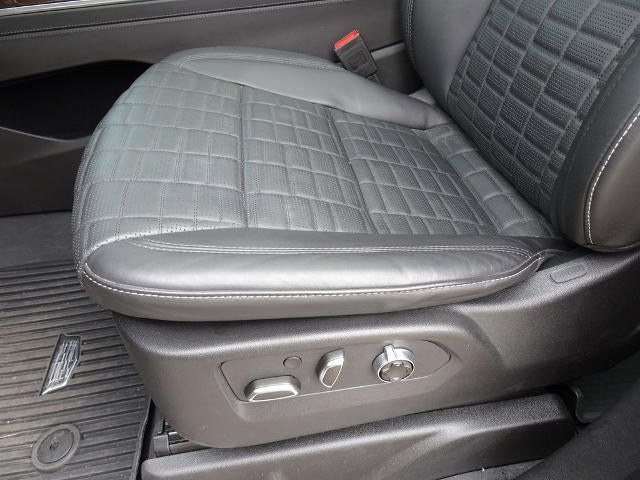 2025 Cadillac Escalade 4WD Sport Platinum