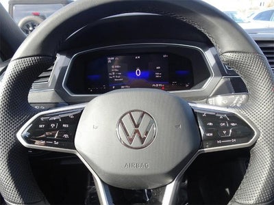 2022 Volkswagen Tiguan SE R-Line Black