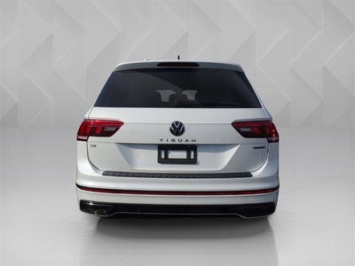 2022 Volkswagen Tiguan SE R-Line Black