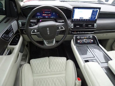 2023 Lincoln Navigator L Black Label