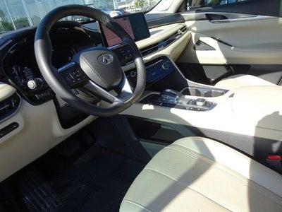 2024 INFINITI QX60 LUXE