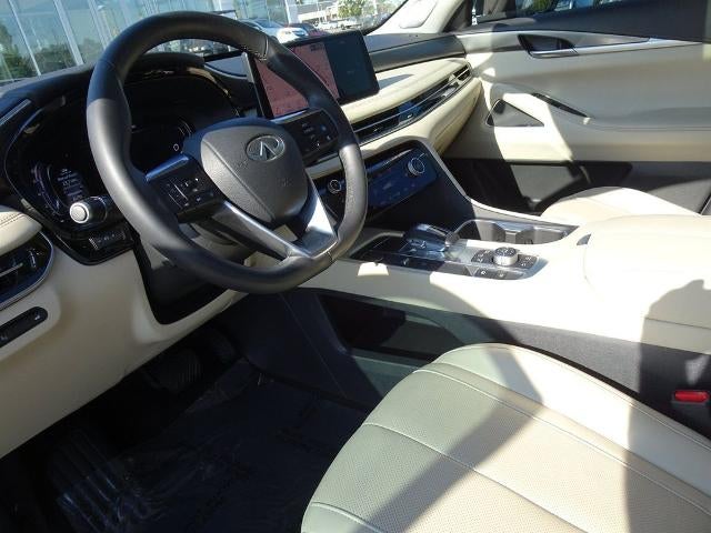 2024 INFINITI QX60 LUXE