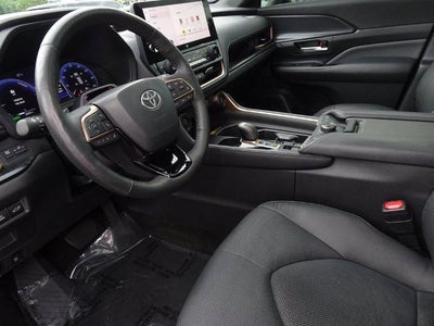 2024 Toyota Grand Highlander Hybrid MAX Platinum