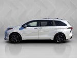 2025 Toyota Sienna Platinum