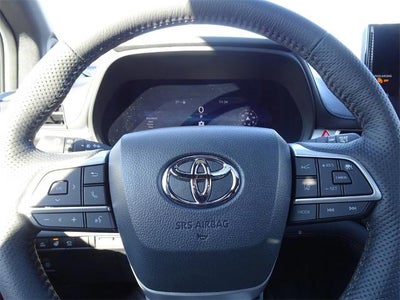 2025 Toyota Sienna Platinum