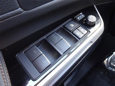 2025 Toyota Sienna Platinum