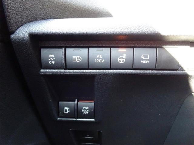 2025 Toyota Sienna Platinum