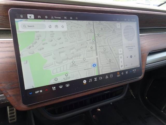 2023 RIVIAN R1S Adventure