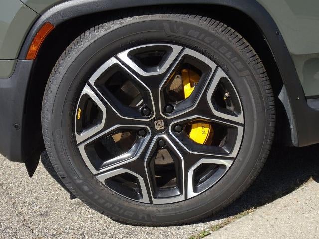 2023 RIVIAN R1S Launch Edition