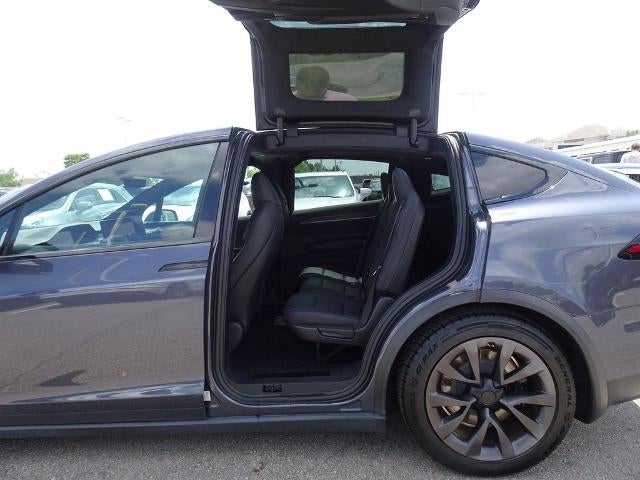 2022 Tesla Model X Base