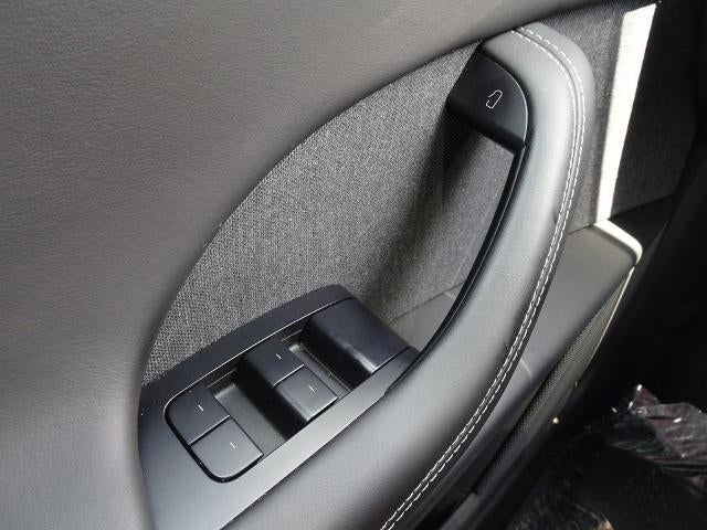 2022 Tesla Model X Base