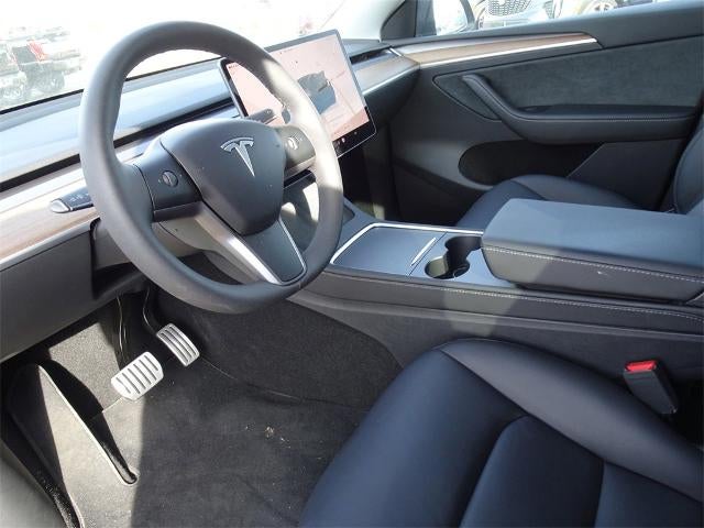 2024 Tesla Model Y Performance