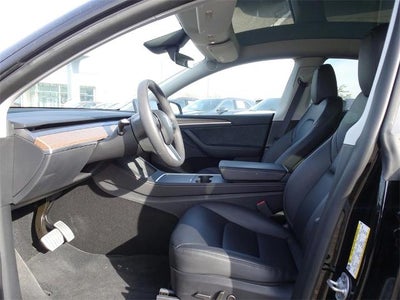 2024 Tesla Model Y Performance