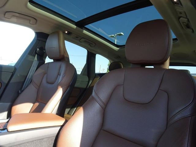2019 Volvo XC60 Inscription