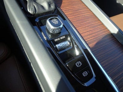2019 Volvo XC60 Inscription