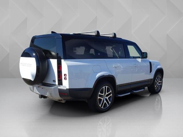 2023 Land Rover Defender SE