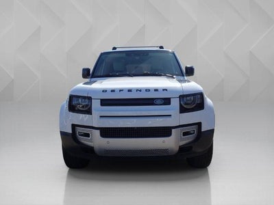 2023 Land Rover Defender SE