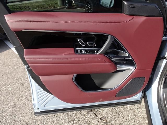 2024 Land Rover Range Rover SE