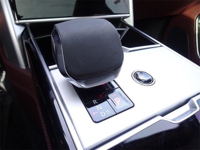 2024 Land Rover Range Rover SE