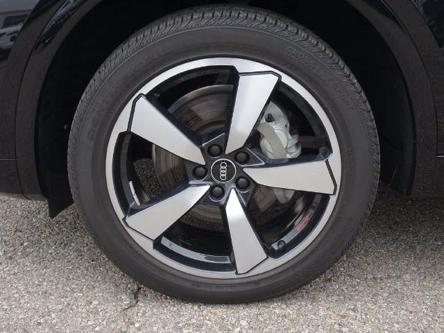 2023 Audi Q5 S line Premium Plus